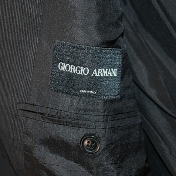 GIORGIO ARMANI black label Black Pin stripe Suit Pure Wool Size 52R - Picture 13 of 16